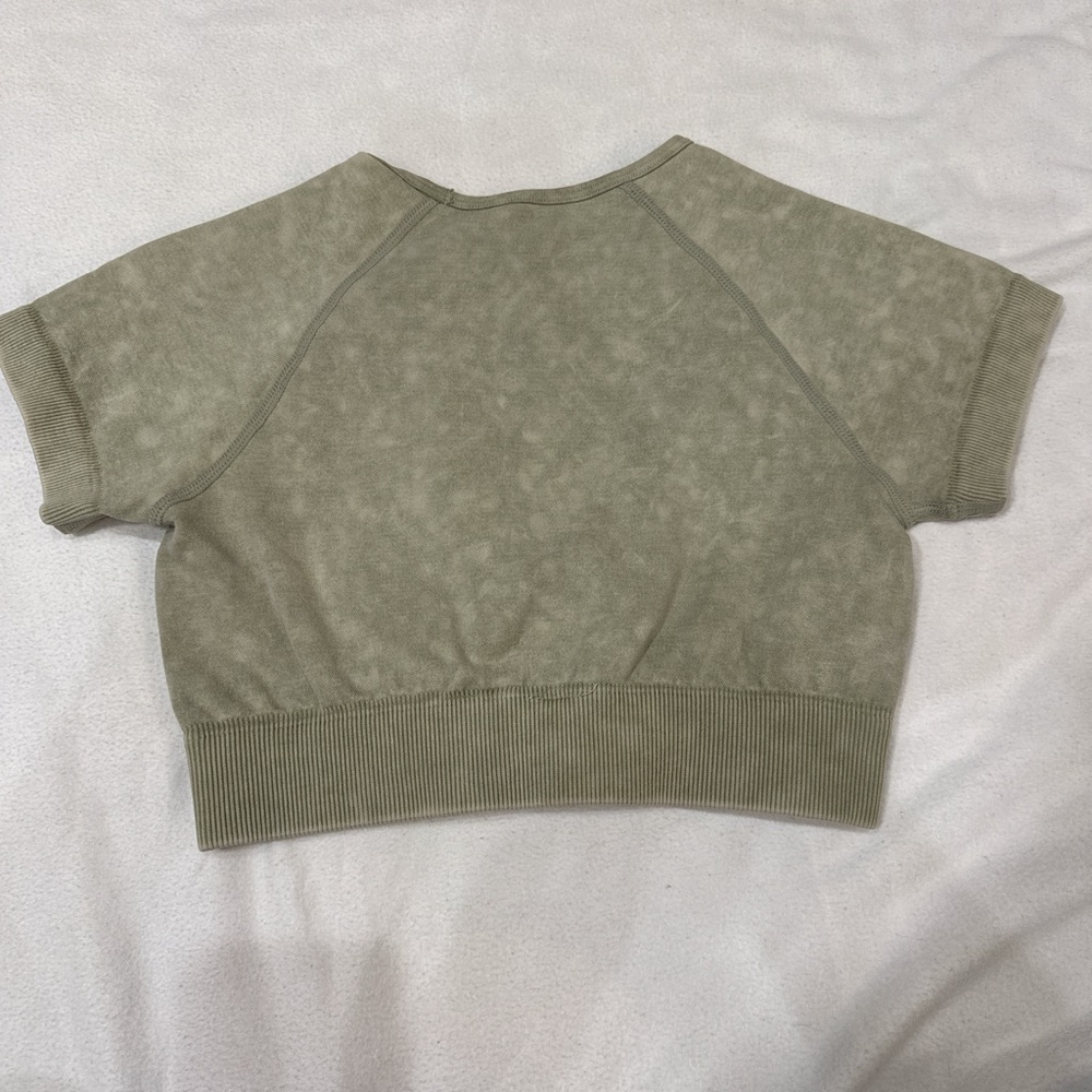 Amazon workout set - Picture 3 of 6